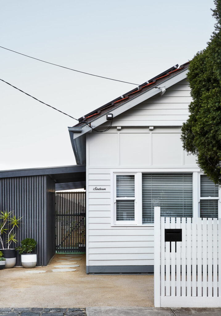 Maike-Design_Next-door-house-1-18 Maike Design exterior weatherboard facade and stepping stones to entry