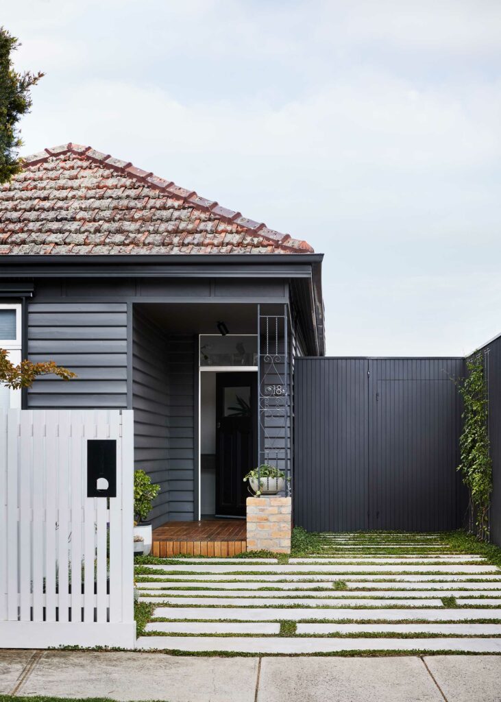 Maike-Design_Next-door-house-2-1 Maike Design exterior weatherboard facade and stepping stones to entry